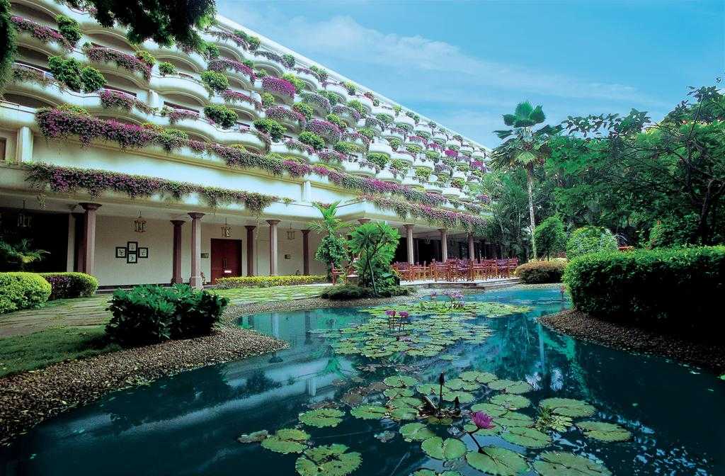 Best resorts in Bangalore for day outing